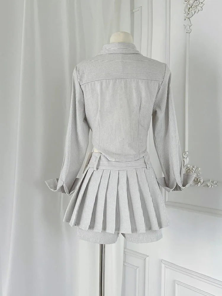 "Klasični Gyaru Polo-Neck Outfit" - Slika 6