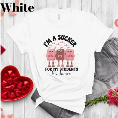 rati u odgovoru: Profesorov poklon za Dan zaljubljenih: Slatka majica za ucenike