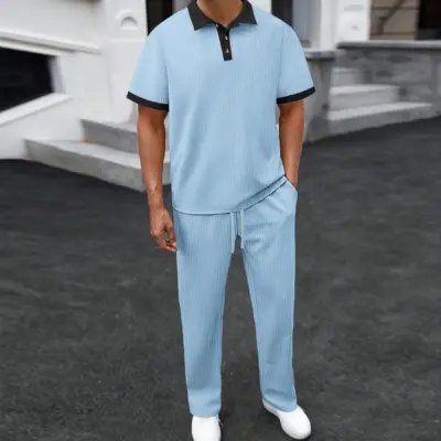 Men  "Muški dvodelni polo trenerka sa teksturiranim materijalom | Kompletić sa kratkim rukavima i pantalonama na vezanje | Letnji casual outfit za muškarce"