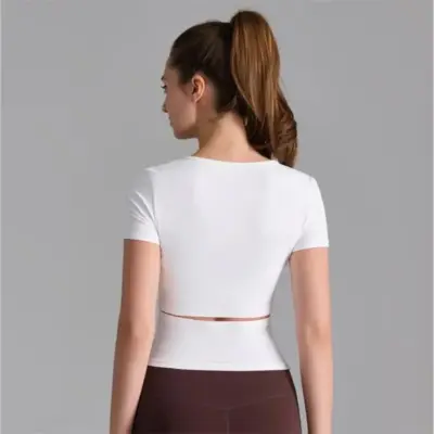 Fitnes Majica za Leto sa Izrezom na Ledjima