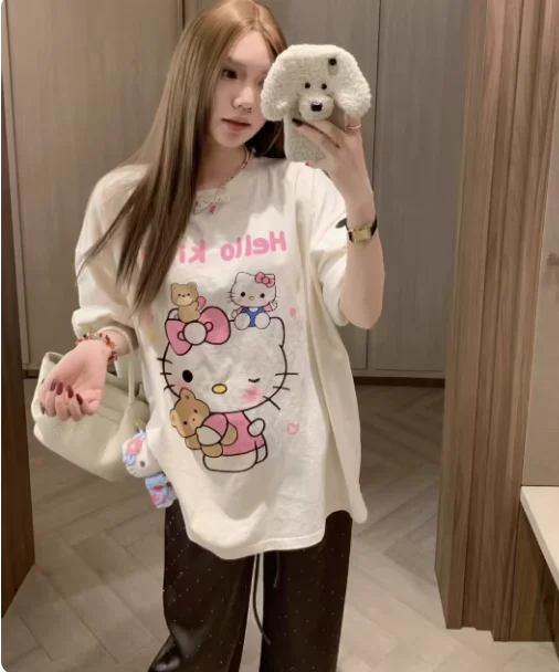 "Letnja Hello Kitty majica za odrasle i decu"
