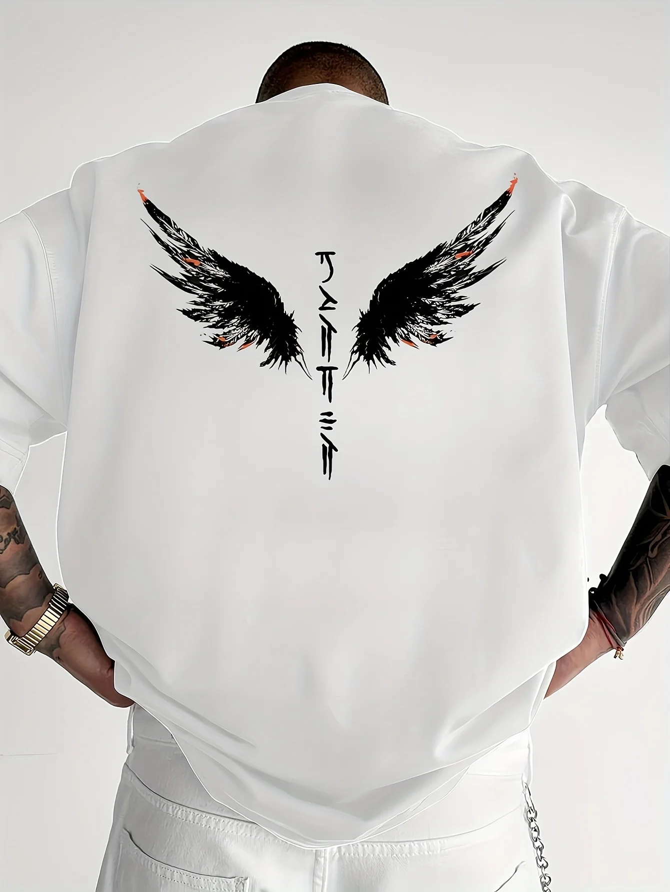 Kratak muški letnji T-shirt sa krakuroznom šarom i okruglim izrezom od 100% pamuka - Slika 5