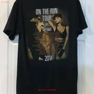 "Streetwear duo: Jay Z & Beyonce"