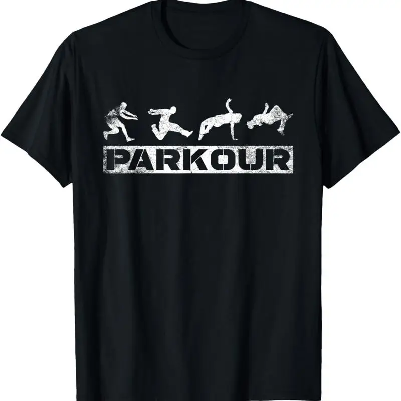 Parkour majica sa smešnim dizajnom i flekiranim detaljima.